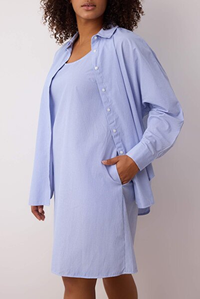 Trendyol Curve Μπλε ριγέ μίνι υφαντό μεγάλο μέγεθος 2 πουκάμισο & φόρεμα TBBAW26AH00006