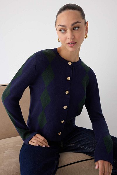 Trendyol Collection Navy Blue*001 Baklava Button Detailed Crop Premium/Special Yarn Knitwear Cardigan Twoaw26Hi00094
