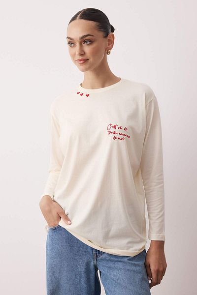Trendyol Modest Ecru Oversize Single Jersey Plain Knitted Embroidery Detailed Tctaw26Uk00001