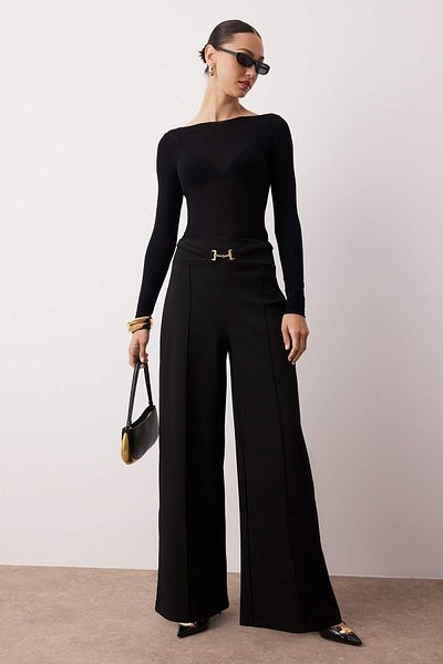 Trendyol Collection Black Buckle Detailed Wideleg/Wide Leg Knitted Trousers Twoaw26Pl00022