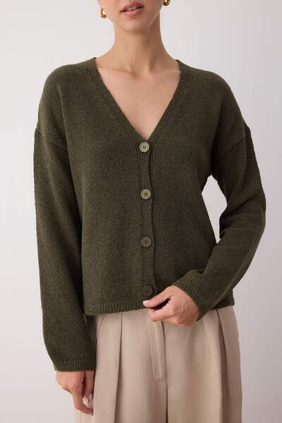 Trendyol Collection Bardziej ekologiczna bluza z dzianiny z domieszką bawełny Haki TWOAW26HI00107