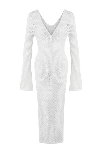 Trendyol Collection Ecru Maxi Knitwear με λαιμόκοψη V μακρυμάνικο φόρεμα παραλίας TBESS25EL00151