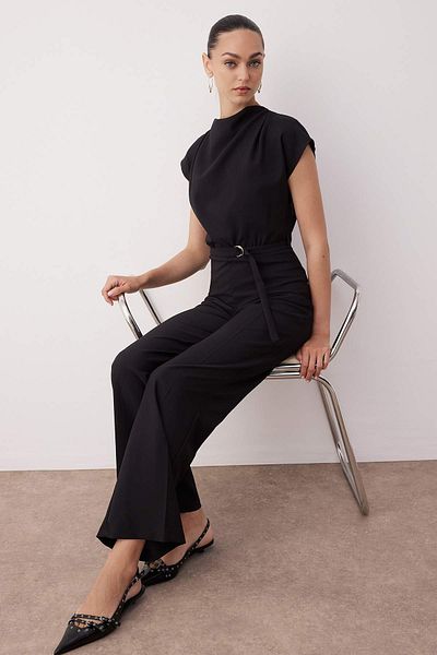 Trendyol Collection Черен гащеризон с широки крачоли и качулка TWOAW26TU00007