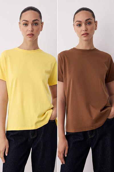 Trendyol Collection Кафяво-жълта асиметрична плетена тениска отпред и отзад, 100% памук, TWOAW26TS00008