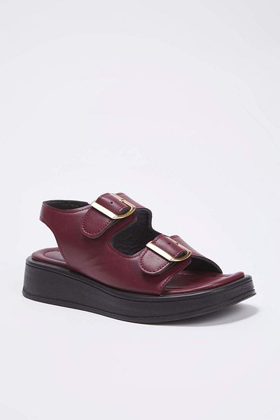 TRENDYOL SHOES Бордо дамски сандали с двойна катарама и дебела подметка TAKAW25SD00000