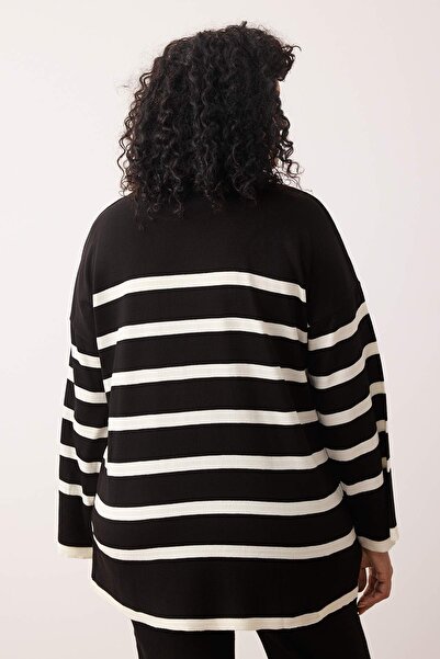 Trendyol Curve Crew nyakú fekete csíkos kötöttáru pulóver - TBBAW24AN00024