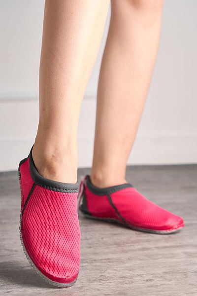 İmerShoes Pantofi de mare unisex pentru adulți fucsia - Talpă anti-alunecare - Multifuncțional - Pantofi eleganti pentru rafting pe plajă pentru piscină 521