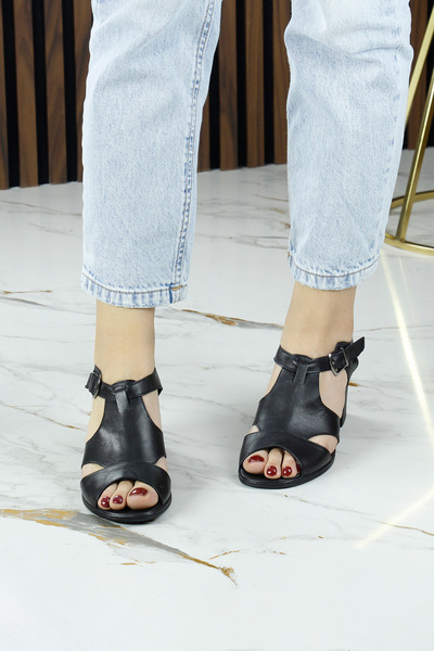 Erkan Saçmacı Svajone Black Genuine Calf Leather Cutout Detailed Buckle Thick Heeled Comfortable Daily Sandals