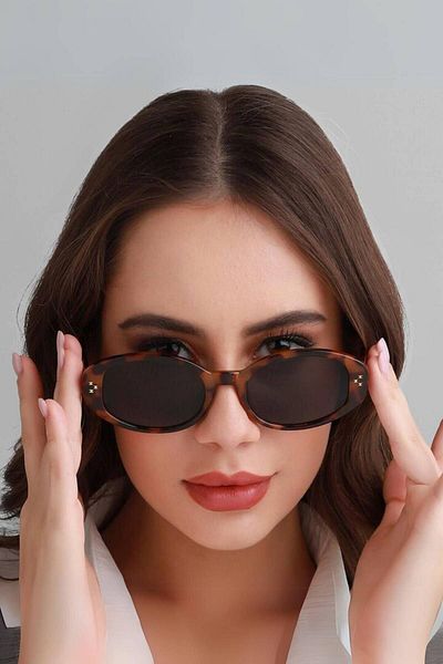 REN EYEWEAR نظارات شمسية نسائية بتصميم بيضاوي حديث من سيلكس