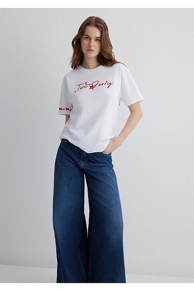 Mavi Λευκό μπλουζάκι με στάμπα Tom and Jerry Loose Fit / Loose Relaxed Fit 1613359 -620