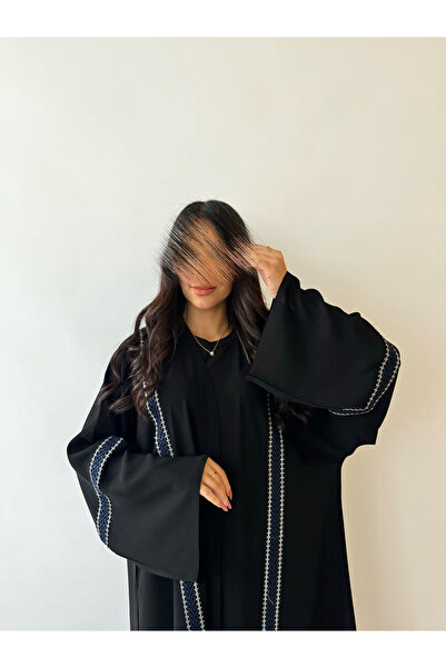 outline عباية سوداء مع سدو كحلي