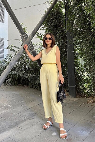 NEW LAVİVA Yellow Imported Muslin Fabric, Elastic Waist, Pocket Comfortable Fit Trousers - Suitable for Hijab