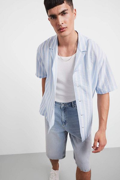 DeFacto Relax Fit Apash Collar Printed Woven Short Sleeve Shirt F5747Ax25Au