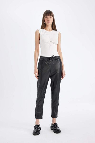 DeFacto Jogger High Waist Pocket Faux Leather Pants X8320Az23Wn