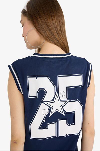 DeFacto Cool Oversize Φαρδύ Μορφή Πλάτη Μπλούζα με στάμπα V λαιμόκοψης F7854AX25HS