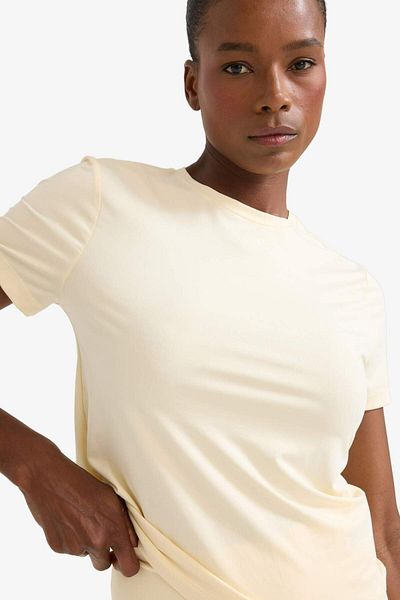 DeFacto Defactofit Standard Fit Crew Neck Sportsman Short Sleeve T-Shirt D2296Ax25Sp