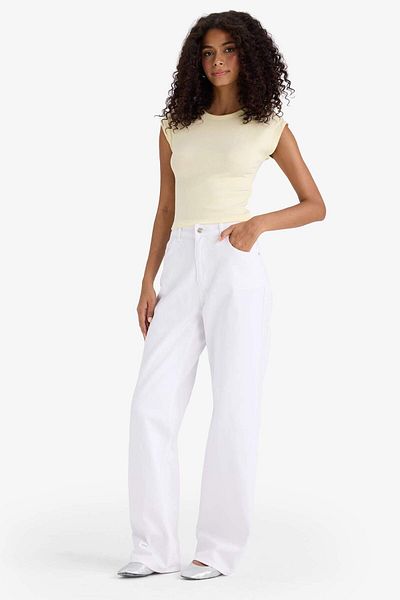 DeFacto Slim Fit Tight Fit Crew Neck Basic Plain Modal Short Sleeve T-Shirt F0685Ax25Sp