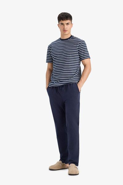 DeFacto E0514 Marineblauer, gestreifter Kurzarmanzug mit normaler Passform, 2-teilig