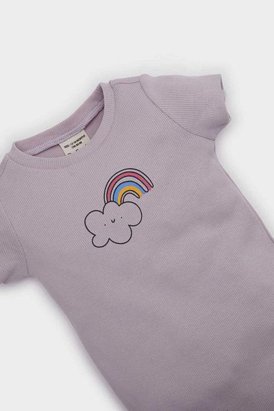 DeFacto 2-teiliges Set für Babys, Mädchen, Regenbogen-bedrucktes, geripptes Leibchen, kurze Ärmel, Druckknopf-Body, elastische Shorts an der Taille, E