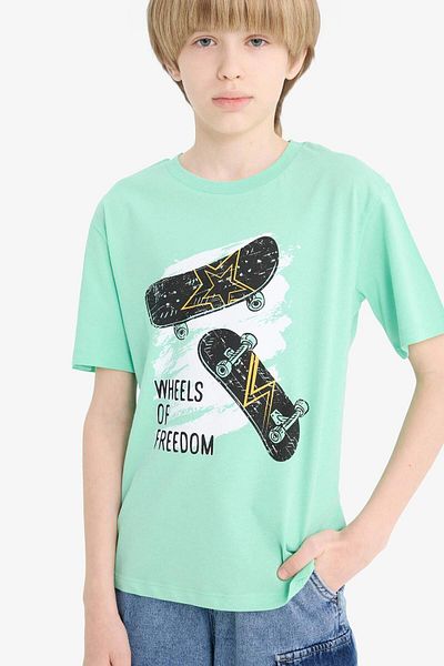 DeFacto Boy's Crew Neck Printed Short Sleeve T-Shirt F0174A825Sm