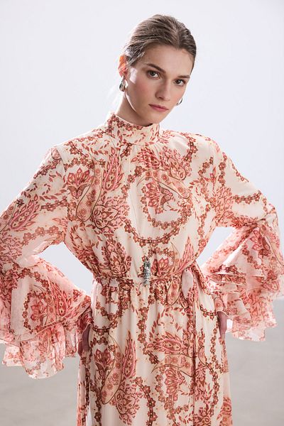 BE BLUE Pink Shawl Patterned Volanted Dress