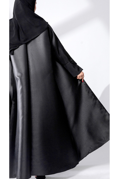 outline Formal black abaya with unique sleeves
