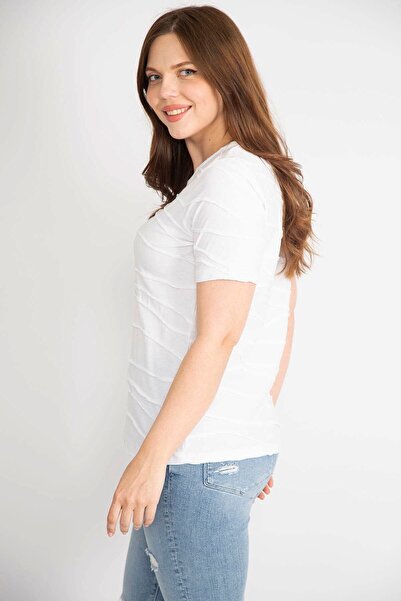 Şans Dámská bílá halenka z bavlny velké velikosti s krátkým rukávem a výstřihem 65n36337