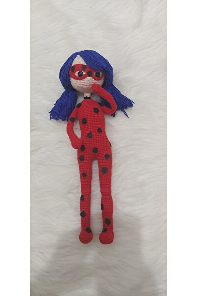 hobilanka çizgi film karakteri uğur böceği