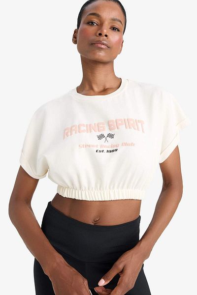 DeFacto Defactofit Cropped Fit Crew Neck Printed Sportsman Short Sleeve T-Shirt D9034Ax25Sp