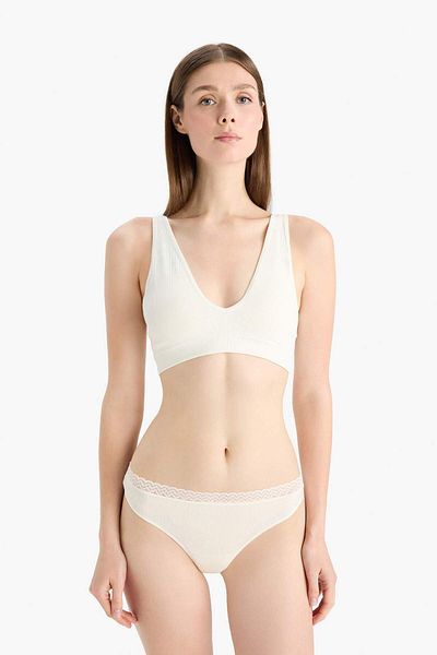 DeFacto Tanga din 3 piese cu dantelă cu detaliu riba-Fall in Love E7661AX25SP
