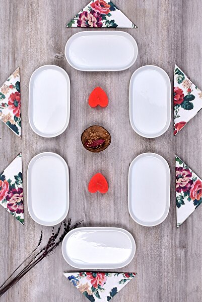 Golden Kitchen 12 Piece Breakfast Serving Set & plate