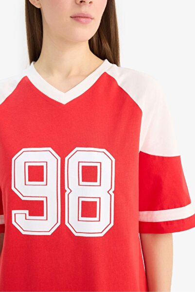 DeFacto Baskılı V Yaka Kısa Kollu Gecelik-Fall in Love E7649AX25SP