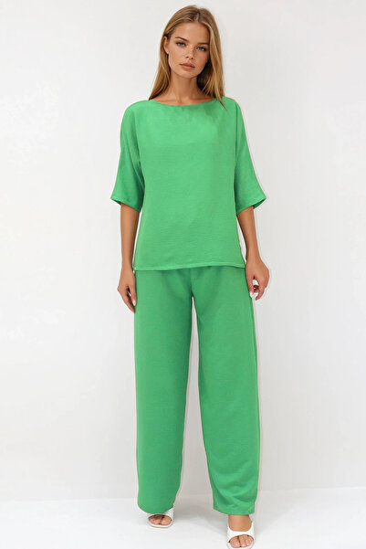 VAGGON Női zöld, nyakú póló és nadrág szett Vs00361
