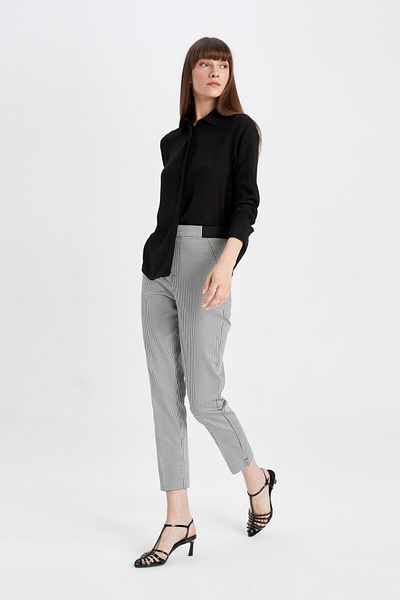DeFacto Satin Cigarette Pants - Regular Waist, Elastic, Straight Leg J8741Az24Sm