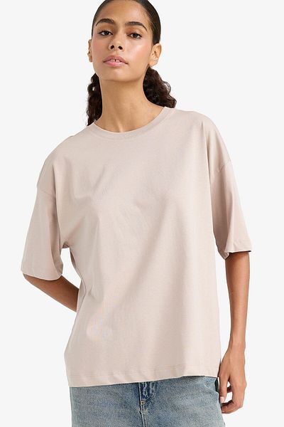 DeFacto Oversize Fit Crew Neck Combed Basic Short Sleeve T-Shirt C0099Ax24Sm