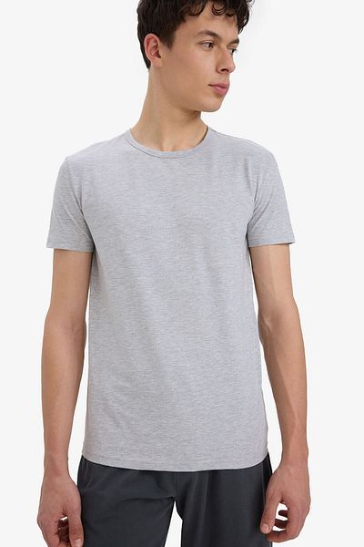 DeFacto Men's Gray Slim Fit Crew Neck Basic Short Sleeve Undershirt L4885AZ21SP