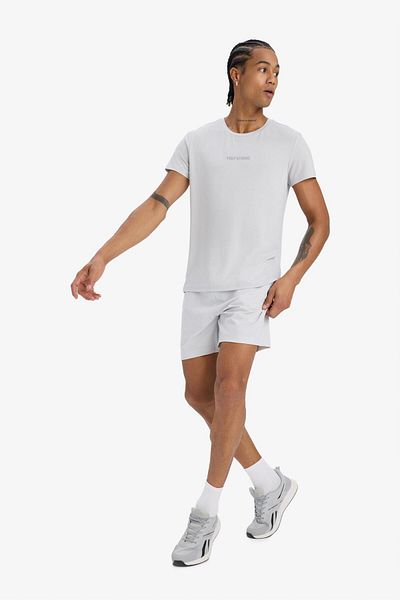 DeFacto DeFactoFit schnell trocknende, dehnbare Sport-Shorts mit Standard-Passform und kurzen Beinen E2438AX25SM
