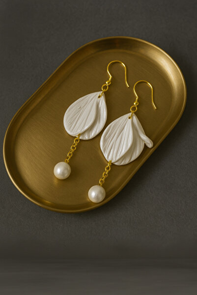 Lu Atelier Lilia - Handmade Polymer Clay Earrings with White Leaf and Pearl Detail |   Elegant and Stylish Design