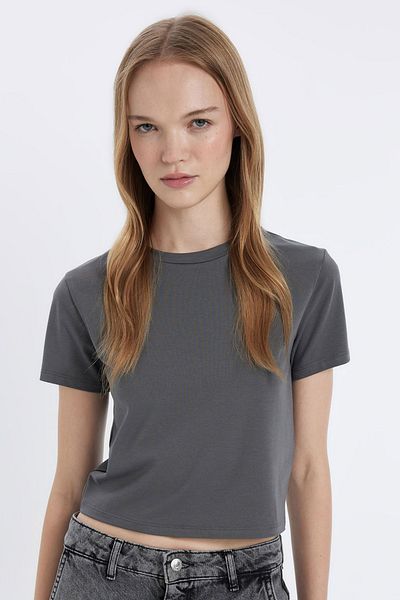 DeFacto Tricou de bază cu mânecă scurtă, cu decolteu rotund, cu mânecă scurtă Z8790az24sm