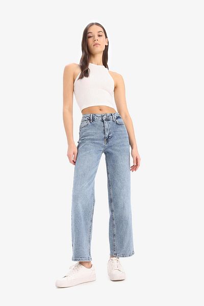DeFacto Bequeme, gerade, knöchellange Jeans mit hoher Taille und gewaschener Hose D8155AX25SM