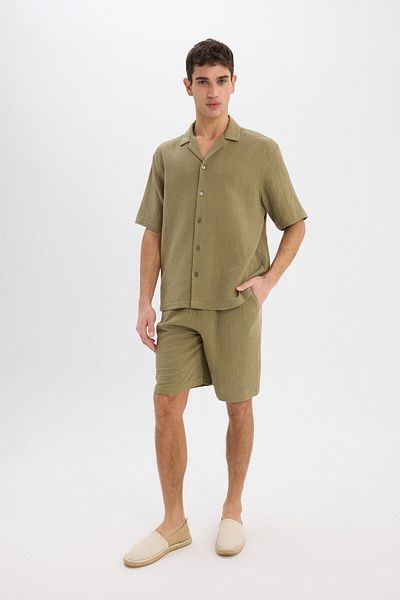 DeFacto 100% Baumwolle Relax Fit Musselin Basic Plain Bermuda Shorts mit Taschen C7589ax25sm