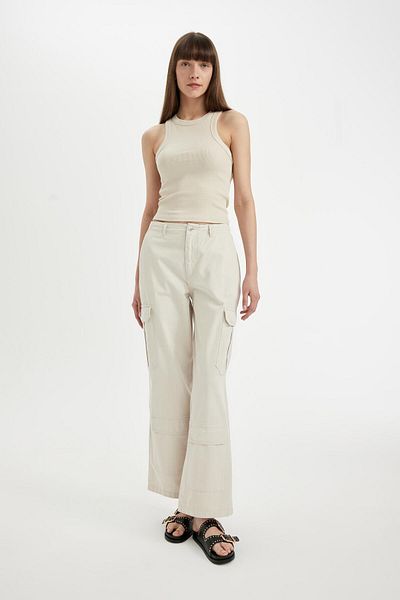 DeFacto Gabardine Cargo Pants - Wide Loose Leg, Cargo Pocket, Regular Waist, Straight Basic Style C5974Ax24Sp