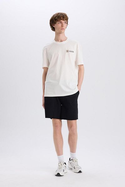 DeFacto 100% памук Slim Fit Skinny Shorts с джобове на крачола, базови обикновени къси панталони B8673AX25SM