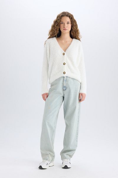 DeFacto Oversize Wide Fit V-Neck Knitwear Cardigan K7886Az23Wn