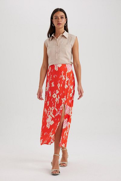 DeFacto A-Line Floral Regular Waist Slit Midi Skirt X6692az23sm