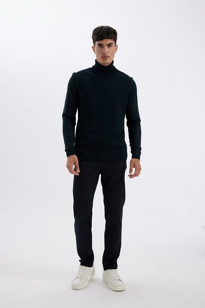 DeFacto Slim Fit Rolák Slim Fit Základný obyčajný pletený sveter R1124Az23Wn
