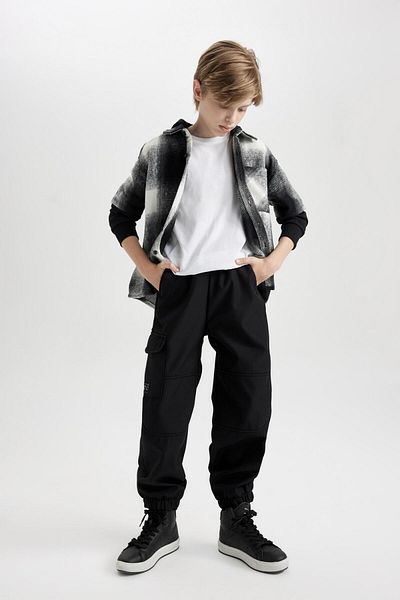 DeFacto Boys' Plush Fleece Lined Jogger Pants with Elastic Waist and Legs and Cargo Pockets D3460A824Wn