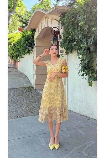 Nesil Desenli Eteği Fırfırlı Midi Boy Kadın Elbise