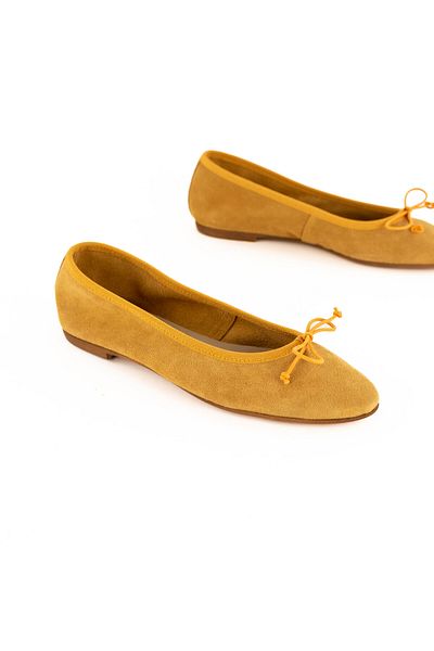 Il Laccio Women's Yellow Suede Leather Flats