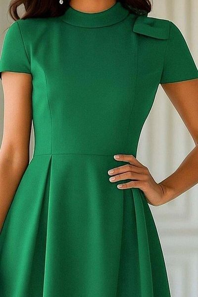 Moderie Butik Rochie midi Janjan Crepe plisată cu mânecă scurtă pentru femei
